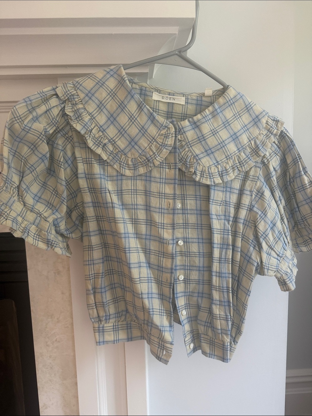 Doen Cream and Blue Plaid Ruffled Collar Blouse